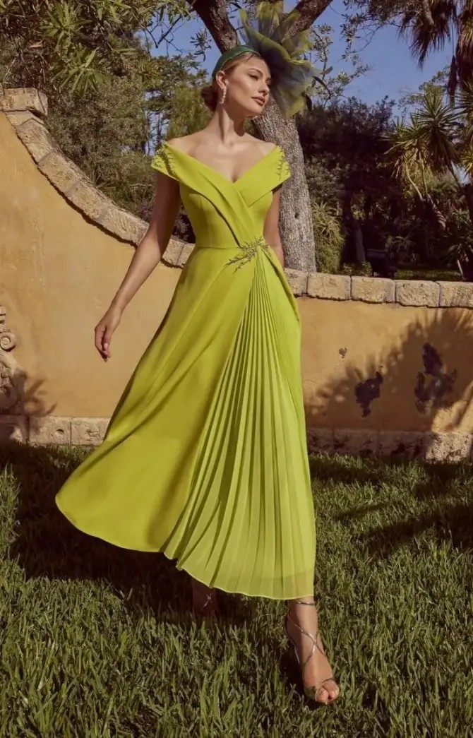Pleated Elegance: Timeless Mother of the Bride Fashion in 2025 Image