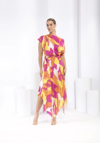 Kevan Jon Mila pleat #10 thumbnail